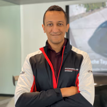 Photo of Adam Solomon